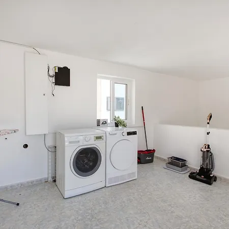 Valley View - Private With Balcony By Sf Homes R5 Apartment Is-Swieqi