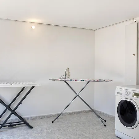 Valley View - Private With Balcony By Sf Homes R5 Apartment *