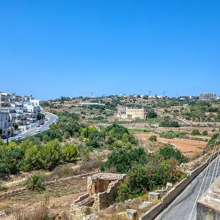 Valley View - Private With Balcony By Sf Homes R5 Apartment Is-Swieqi