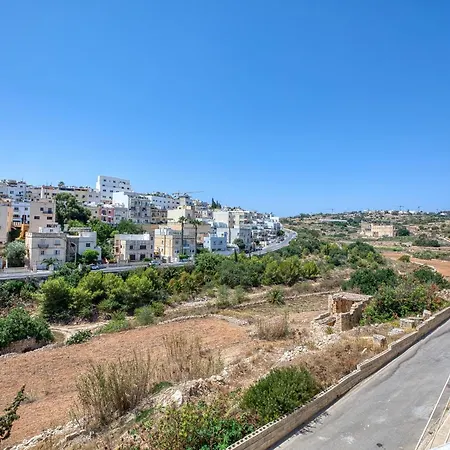 Valley View - Private With Balcony By Sf Homes R5 Apartment Is-Swieqi